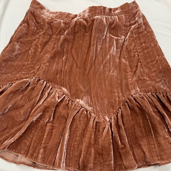 Love Shack Fancy velvet Mini Skirt Size 0 - Picture 1 of 3